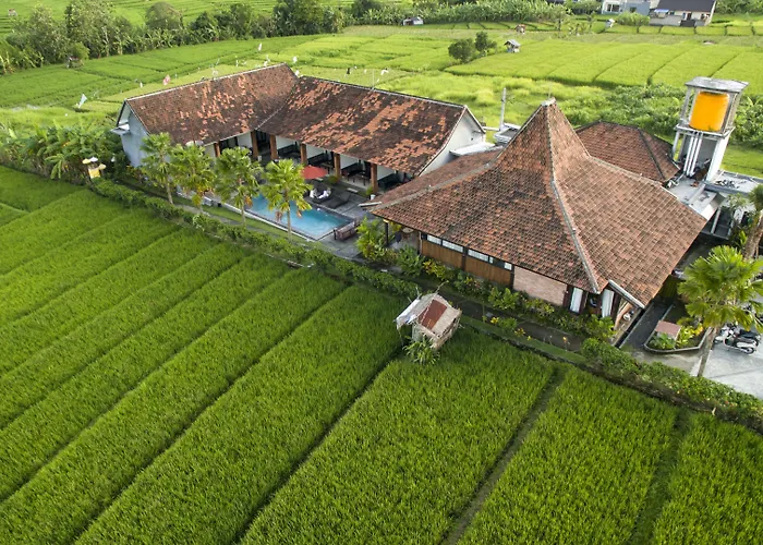 Kampung بيت ضيافة 2*