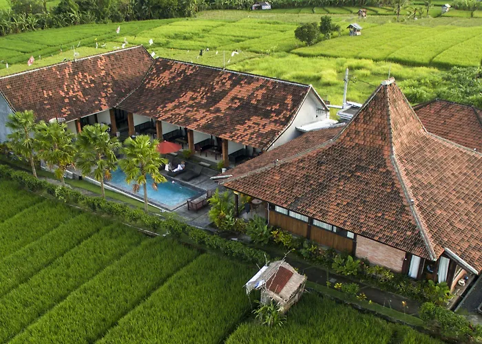 ゲストハウス Kampung 2*